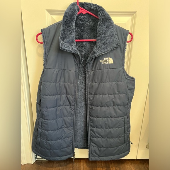 The North Face Jackets & Blazers - The Northface Reversible Vest size Medium